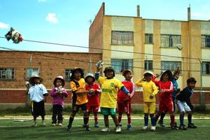 BOLIVIA inaugurazione mostra "Bolivia, ad un passo dalle nuvole" e presentazione progetto  "Homo Ludens, Giocare per crescere" - Associazione Girot...